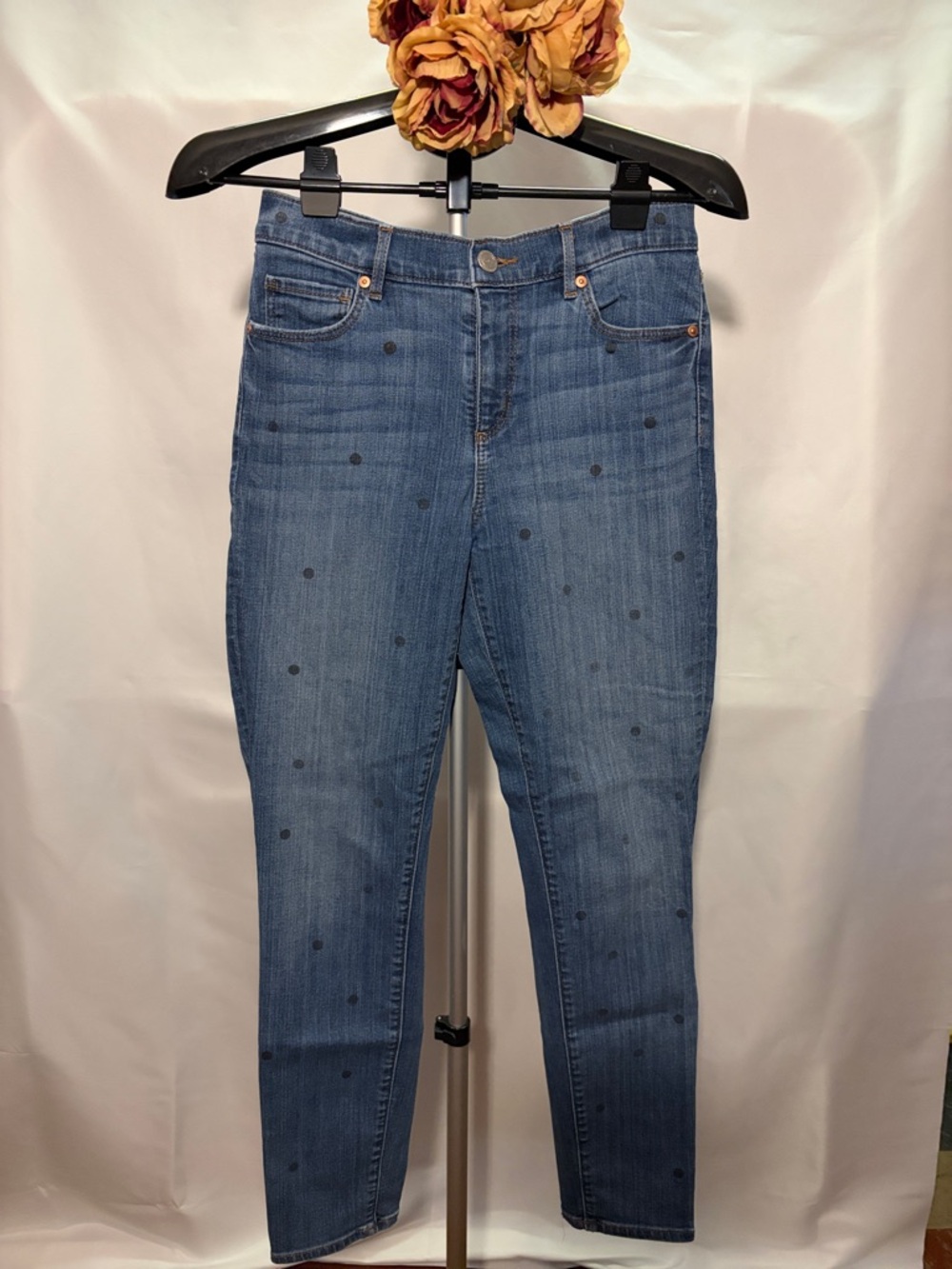 LOFT Blue Skinny Jeans with Subtle Black Polka Dots